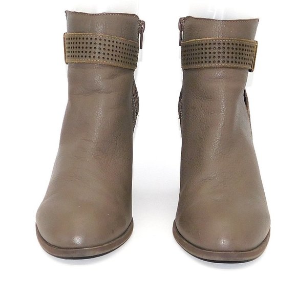 Vintage Crown "Perania" Leather Boot - Picture 4 of 9